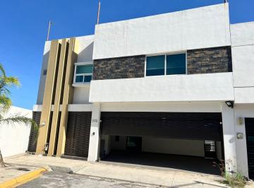 Casa de 4 habitaciones, Monterrey · Venta de Casa en Cumbres Elite Hacienda con Paneles Solares Monterrey