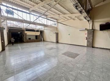 Casa · 491m² · 5 Recámaras · 4 Estacionamientos · Casa en Venta en Santa María La Ribera
