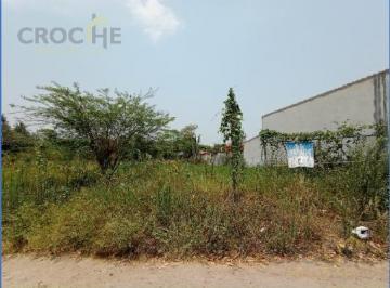 Terreno / Lote · 808m² · Terreno en Venta Zona La Laguna de Miradores
