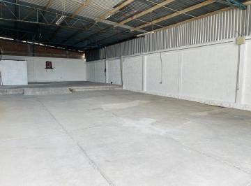 Local comercial , San Juan del Río · En Renta Bodega de 300 m Sobre Av