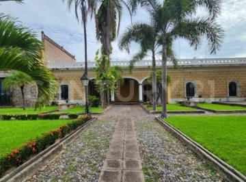 Oficina · 700m² · 30 Estacionamientos · Hacienda en Renta