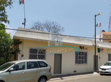 Casa · 541m² · 9 Recámaras · 2 Estacionamientos · Casa en Campbell