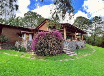 Casa de 6 habitaciones, Tapalpa · Venta de Dos Cabañas Amuebladas en El Country Club en Tapalpa Jalisco