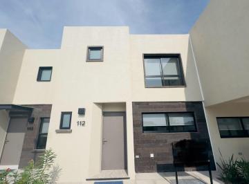 Casa en condominio · 100m² · 3 Recámaras · 2 Estacionamientos · Casas en Preventa de Privada con Acceso Controlado, Alberca, Asador, Terraza