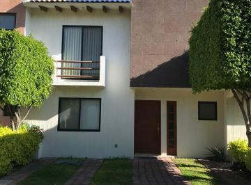 Casa de 3 habitaciones, Corregidora · Venta Casa en El Pueblito