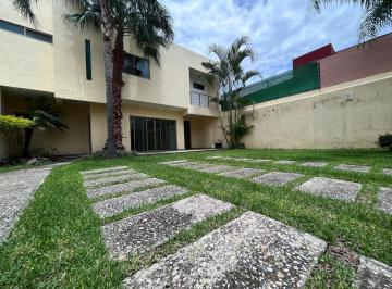 Casa de 1 habitación, Cuernavaca · Casa Sola, Col Empleado, Domingo 10
