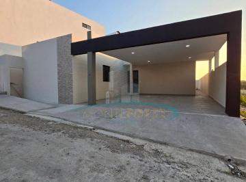 Casa · 298m² · 3 Recámaras · Casa en Fraccionamiento Lomas del Chairel