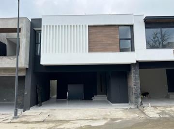 Casa · 278m² · 3 Recámaras · 2 Estacionamientos · Casa en Venta Carretera Nacional