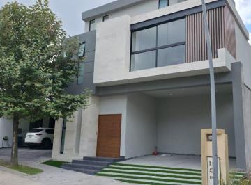 Casa · 359m² · 3 Recámaras · 2 Estacionamientos · Casa en Preventa en Villandares