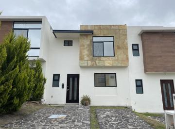 Casa en condominio · 116m² · 3 Recámaras · 2 Estacionamientos · Casa en Venta en Cumbres de Juriquilla de Oportunidad