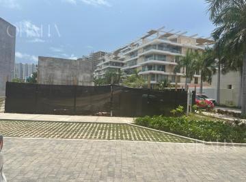 Terreno / Lote · 300m² · Terreno en Venta, Marina Puerto Cancun