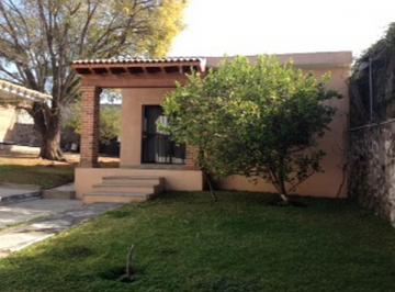 Casa · 193m² · 3 Recámaras · 5 Estacionamientos · Casa - Altavista