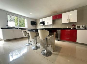Casa de 3 habitaciones, Huixquilucan · Casa en Venta en Paseo del Anáhuac, Paseos de Las Palmas (Interlomas)