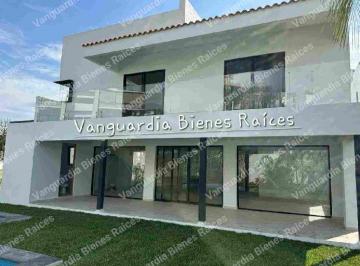 Casa de 3 habitaciones, Emiliano Zapata · Casa Nueva en Venta en Paraíso Country, Morelos.