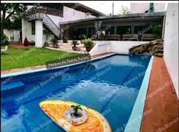 Casa de 8 habitaciones, Cuernavaca · Casa en Venta con Gran Terreno en Lomas Atzingo Zona Norte Cuernavaca