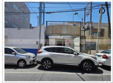 Local comercial · 242m² · 1 Estacionamiento · Local Comercial en Venta en Monterrey Centro