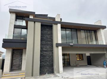 Casa · 809m² · 3 Recámaras · Residencia en Venta en La Herradura Carretera Nacional Monterrey Nuevo León