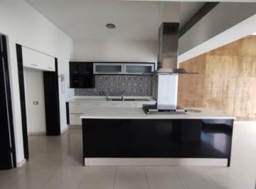 Departamento · 337m² · 3 Recámaras · 2 Estacionamientos · Departamento en Renta Tabasco 2000