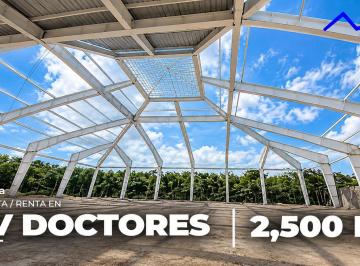 Bodega comercial · 1804m² · 3 Estacionamientos · Bodega Industrial de 2,500 m² en Venta/renta – Doctores, Bonfil Cancún