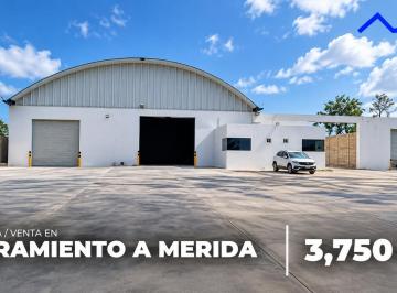 Bodega comercial · 3750m² · 4 Estacionamientos · Bodega Industrial en Renta/venta de 3,750 m² Sobre Lib. de Mérida
