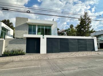 Casa , Zapopan · Residencia de Lujo en Venta Sobre Av Naciones Unidas, Opción a 4 Rec.