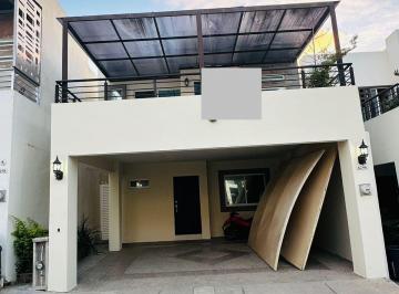 Casa de 3 habitaciones, Mazatlán · Casa en Venta en Hacienda del Seminario en Mazatlan
