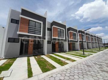 Casa · 114m² · 3 Recámaras · 2 Estacionamientos · Casa Nueva en Pre - Venta con Recámara en Planta Baja en San Isidro Castillotla