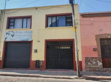 Casa uso de suelo de 9 habitaciones, Querétaro · Propiedad en Venta Qro en Centro Historico