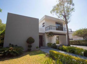Casa · 510m² · 3 Recámaras · Casa en Venta en El Club de Golf Balvanera Polo y Country Club