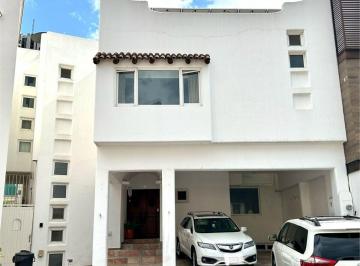 Casa de 3 habitaciones, San Pedro Garza García · Casa en Venta en La Muralla, San Pedro Garza Garcia, N. L.