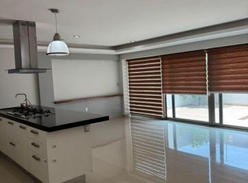 Casa de 3 habitaciones, Zapopan · Casa de 144 m² con 3 Recámaras en Renta en Valle Imperial Coto Almendros