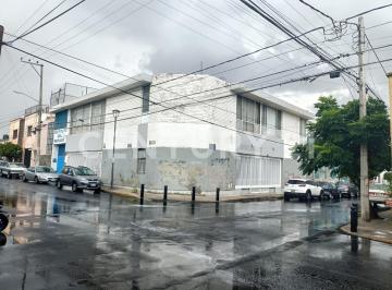 Oficina · 562m² · 4 Recámaras · Planta Baja Para Oficinas Y/o Consultorios en Renta en Colonia Artesanos