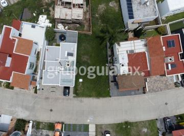Terreno / Lote · 200m² · Terreno en Venta de Oportunidad: en Senderos de Monteverde - 1er Coto