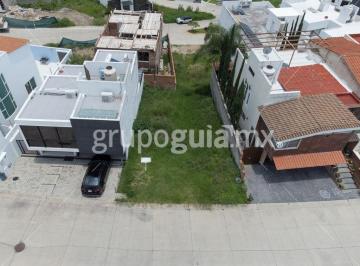 Terreno / Lote · 200m² · Terreno en Venta de Oportunidad: en Senderos de Monteverde - 1er Coto