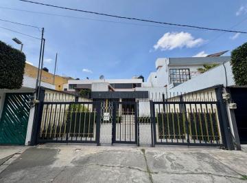 Casa de 4 habitaciones, Tlalnepantla de Baz · Casa en Renta en Valle Dorado