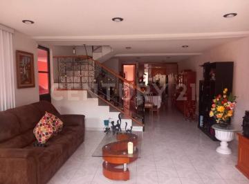 Casa · 325m² · 5 Recámaras · 5 Estacionamientos · Casa en Venta Magisterial Vista Bella en Tlalnepantla