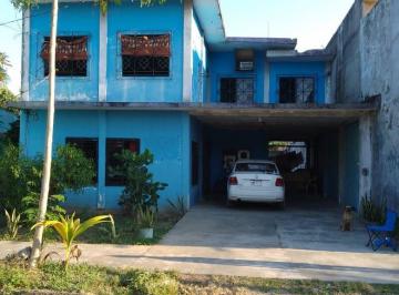 Casa · 224m² · 3 Recámaras · 4 Estacionamientos · Oportunidad Casa en Venta Fracc. Solidaridad 224 m² C. y 400 m² Terreno Cardenas, Tabasco