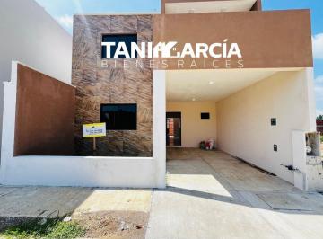 Casa de 3 habitaciones, Fortín · Vendo Casa Nueva en Fraccionamiento Privado en Fortín