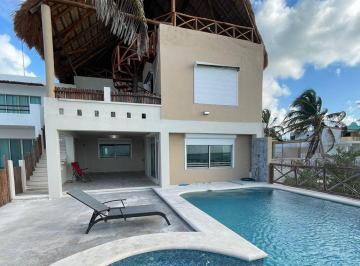 Casa · 500m² · 5 Recámaras · 6 Estacionamientos · Casa en Venta en Chelem