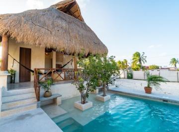 Casa · 204m² · 3 Recámaras · Townhouse en Venta - Chicxulub