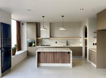 Casa de 4 habitaciones, Querétaro · La Llave a Una Nueva Vida, Frente a Área Verde - Altozano
