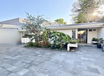 Casa de 4 habitaciones, Cuajimalpa de Morelos · Casa en Venta en Lomas de Vista Hermosa