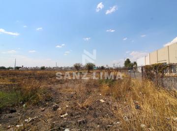 Terreno comercial , Celaya · Av México - Japon: Super Ubicacion, en La Zona Comercial Mas Importante de Celaya