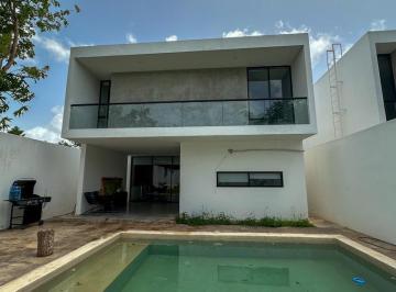 Casa de 3 habitaciones, Mérida · Casa en Venta Mérida, Privada en Cholul