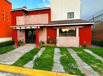 Casa · 240m² · 3 Recámaras · Casa en Ex Hacienda San José