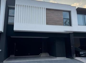 Casa · 276m² · 3 Recámaras · 2 Estacionamientos · Casa - El Barrial