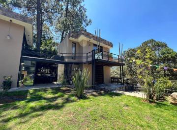 Casa de 5 habitaciones, Valle de Bravo · Bonita Casa con Excelente Ubicacion