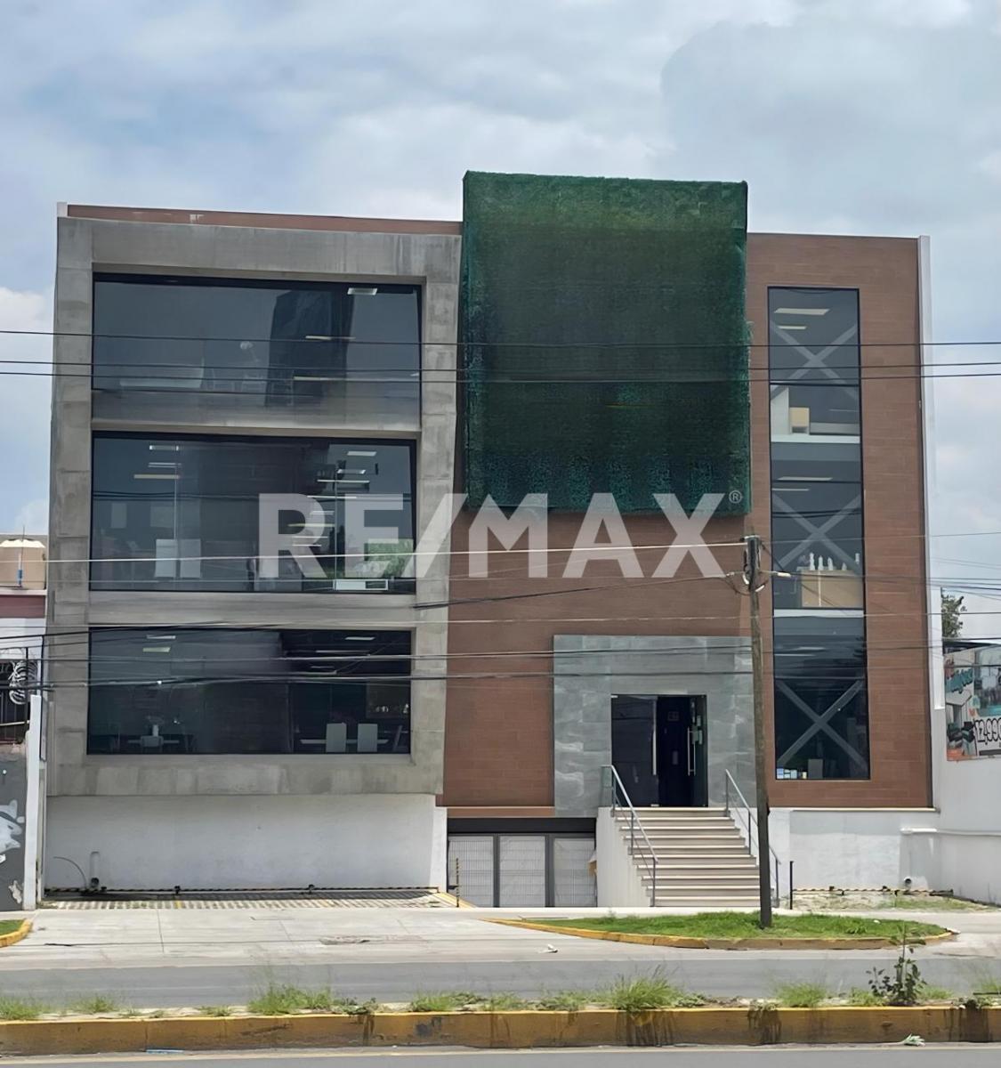 Edificio en Renta - (4)