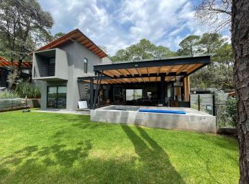 Casa en condominio de 4 habitaciones, Valle de Bravo · Propiedad en Condominio Zona Avandaro