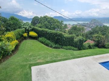 Casa de 5 habitaciones, Valle de Bravo · Magnifica Casa en Venta, Estilo Vallesana